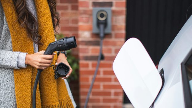 Een elektrische lesauto