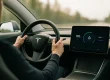 Elektrisch rijden omschakelen in modern dashboard interieur